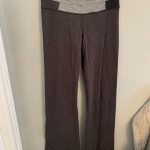 Lululemon yoga pants